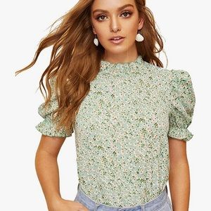 Romwe Floral Ruffle Puff Top